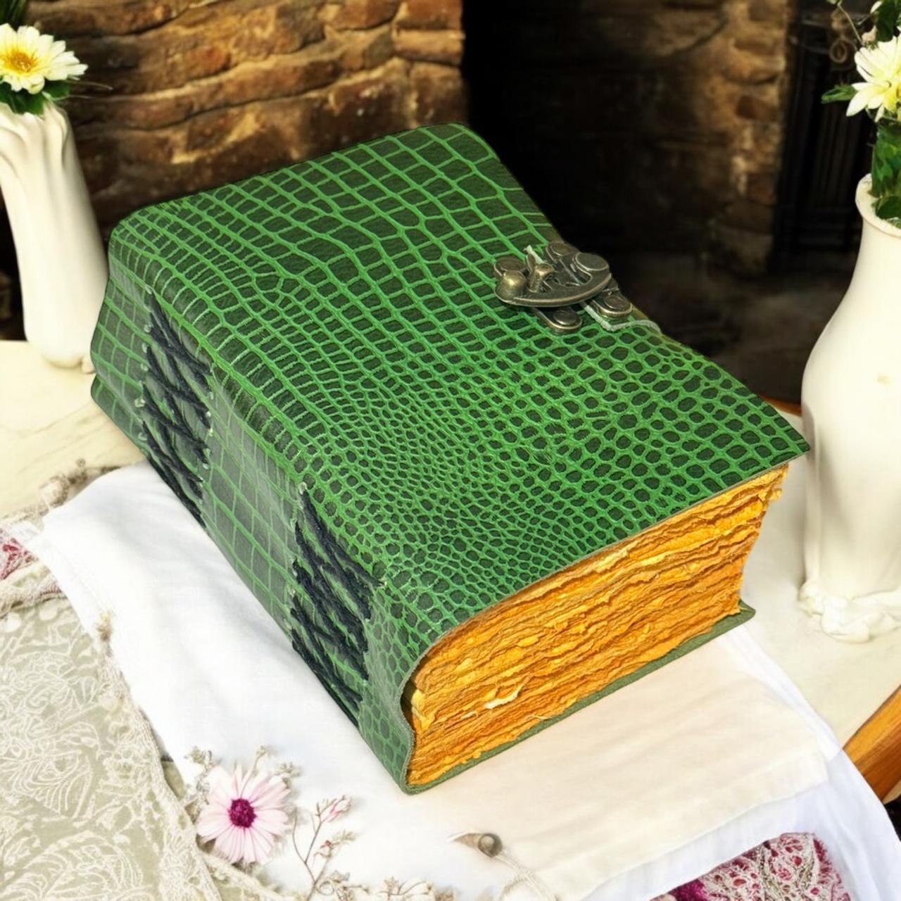 Crocodile Design leather Journal - Blank spell Book of shadows, Grimoire Journal, Travel Writing Notebook, Antique Deckle Paper Lock Closure