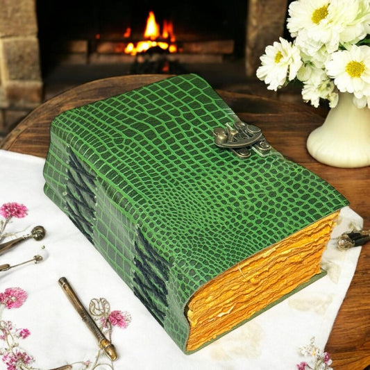 Crocodile Design leather Journal - Blank spell Book of shadows, Grimoire Journal, Travel Writing Notebook, Antique Deckle Paper Lock Closure