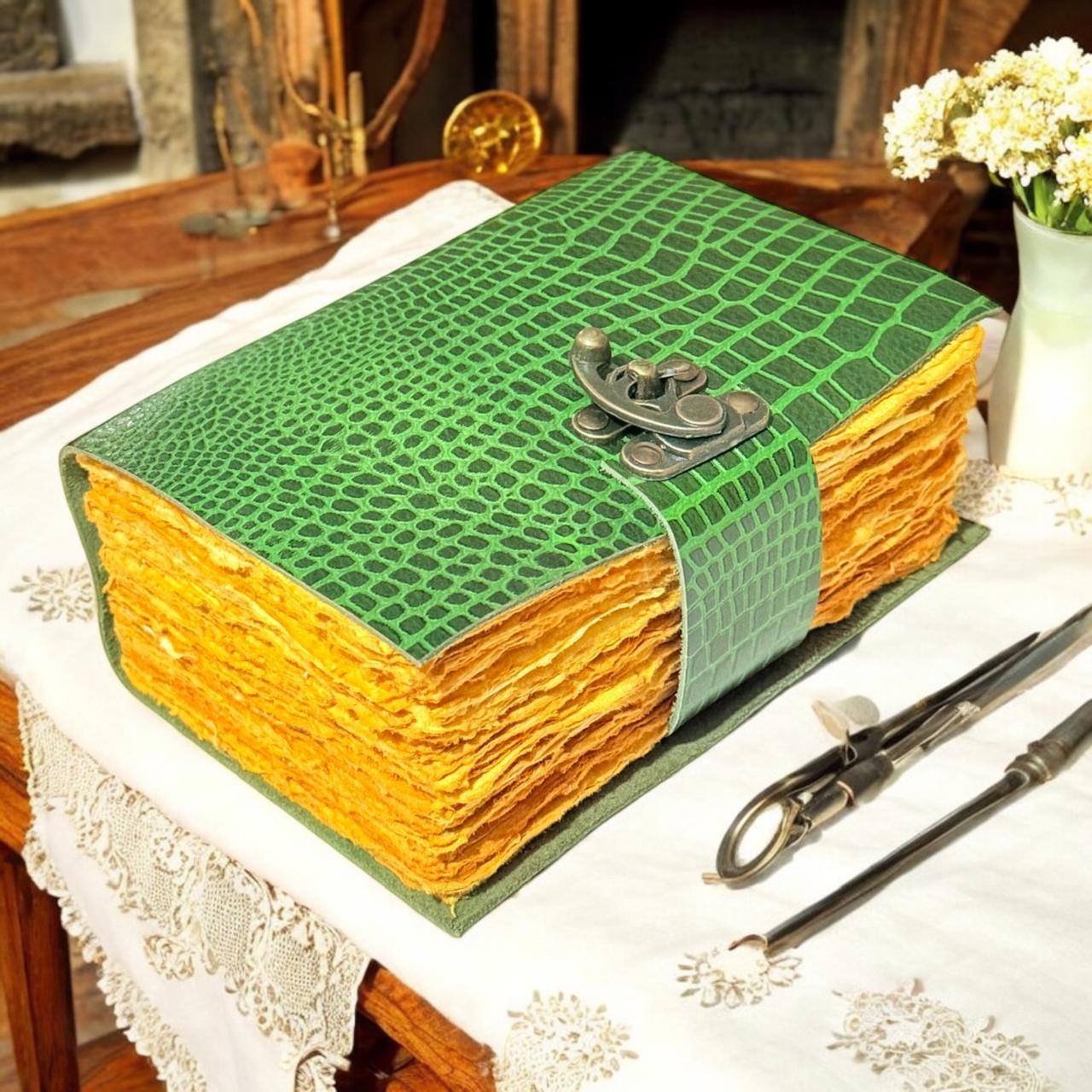 Crocodile Design leather Journal - Blank spell Book of shadows, Grimoire Journal, Travel Writing Notebook, Antique Deckle Paper Lock Closure