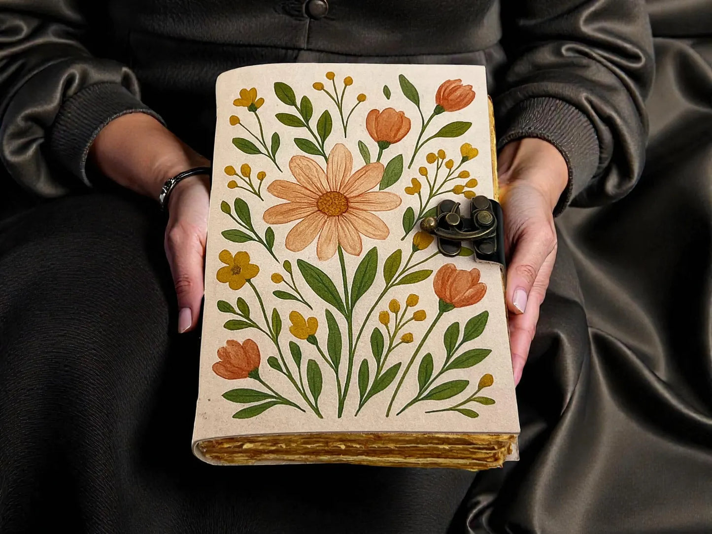 Handmade Leather Grimoire Book of Shadows – 200 Page Refillable Witchcraft Spell Journal | Vintage Wiccan Pagan Gothic Floral Gifts