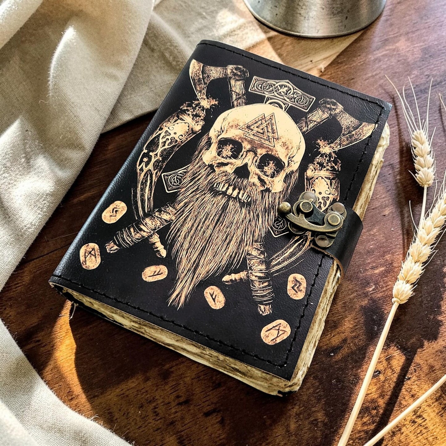 Skull Printed Leather Journal, Deckle Edge Sketchbook, Gothic Pirate Design, Tarot book, Dream Journal, Writing Book.